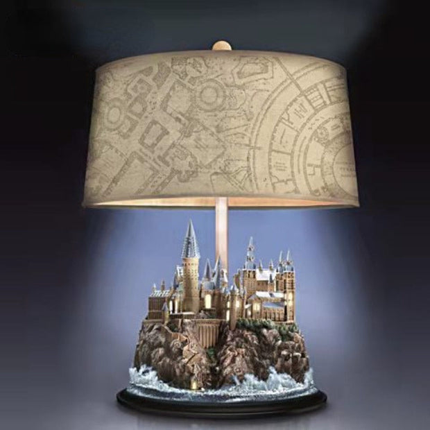 Hogwarts Castle resin lamp can emit light, home decorations and handicrafts, home decor, european decor, halloween resin